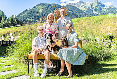 Familie Stock im Sommer im STOCK resort