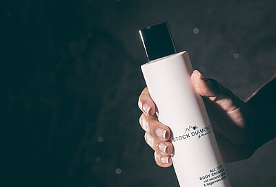 STOCK DIAMOND All over Body Shampoo im 5 Sterne Wellnesshotel STOCK resort