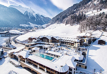 Außenansicht Winter vom STOCK resort