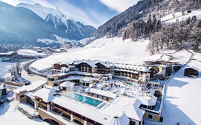 Außenansicht Winter vom STOCK resort