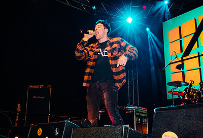 Livemusik beim Open Air Winter Party in Finkenberg mit Stockanotti