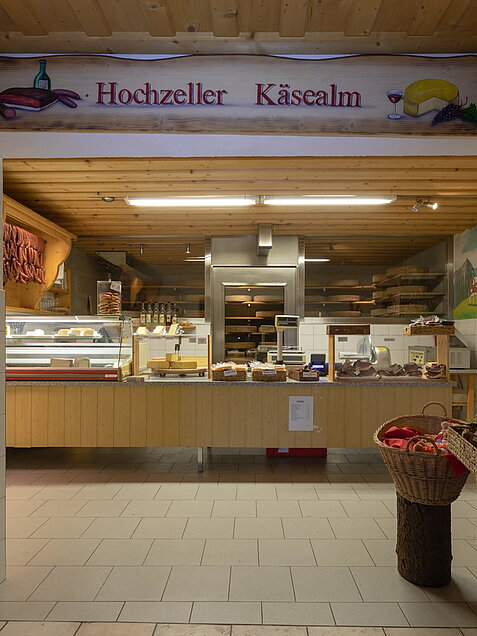 Käsealm and exhibition gold mine