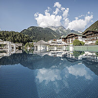 STOCK RESORT / FINKENBERG / ZILLERTAL / TIROL / ÖSTERREICH / AUSTRIA / 5 STERNE WELLNESSHOTEL