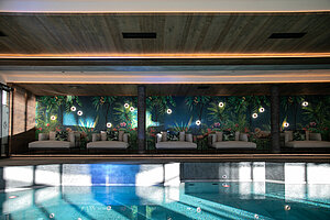 STOCK resort Hallenbad 