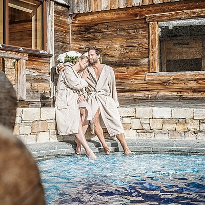 Spontan. Leicht. Genau jetzt. Manchmal sind es die kleinen Auszeiten, die am schönsten werden. Unsere Last Minute Angebote laden euch ein, dem Alltag kurz Lebewohl zu sagen – und einfach anzukommen....